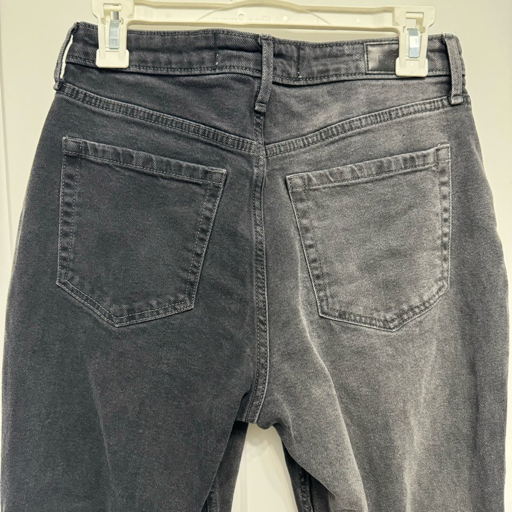 Hollister Curvy High Rise Mom Jeans Faded Black Women's Size 28 - Picture 7 of 11